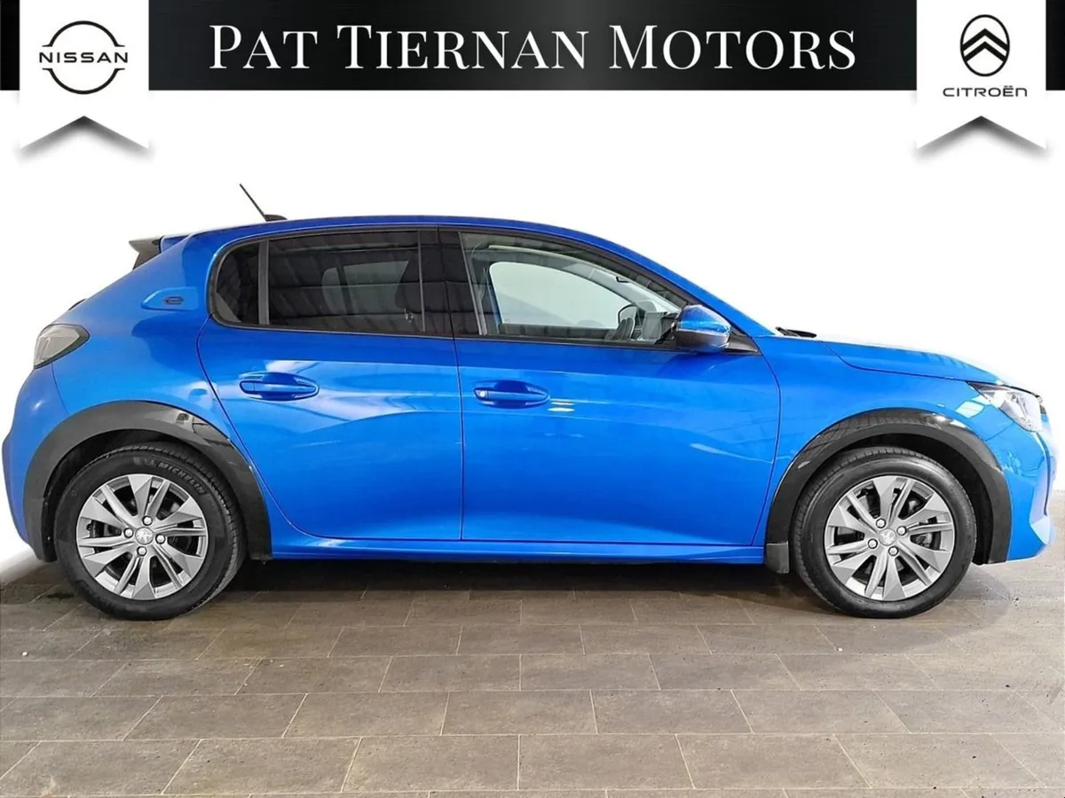 Peugeot 208  sold allure 50kwh (136hp) - Image 3