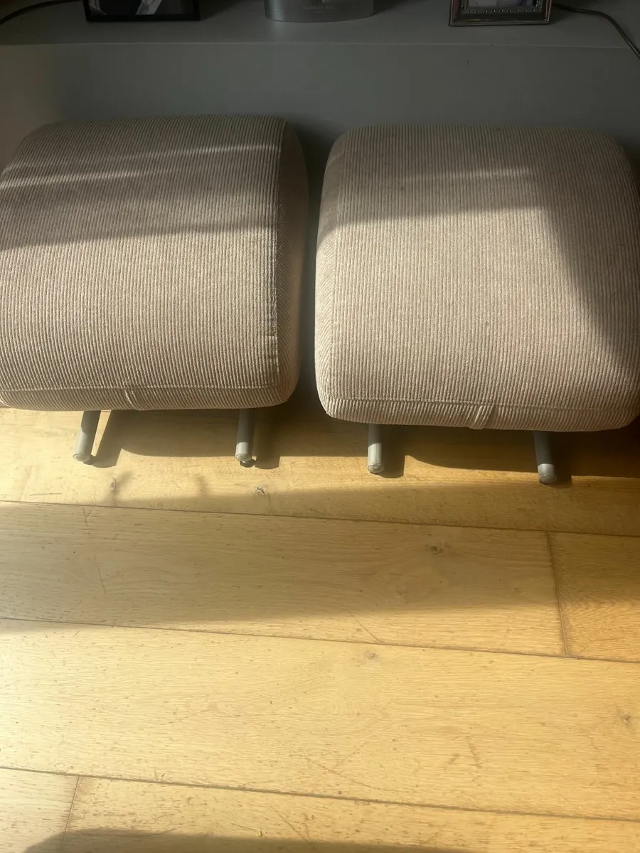 living room furniture - Image 4