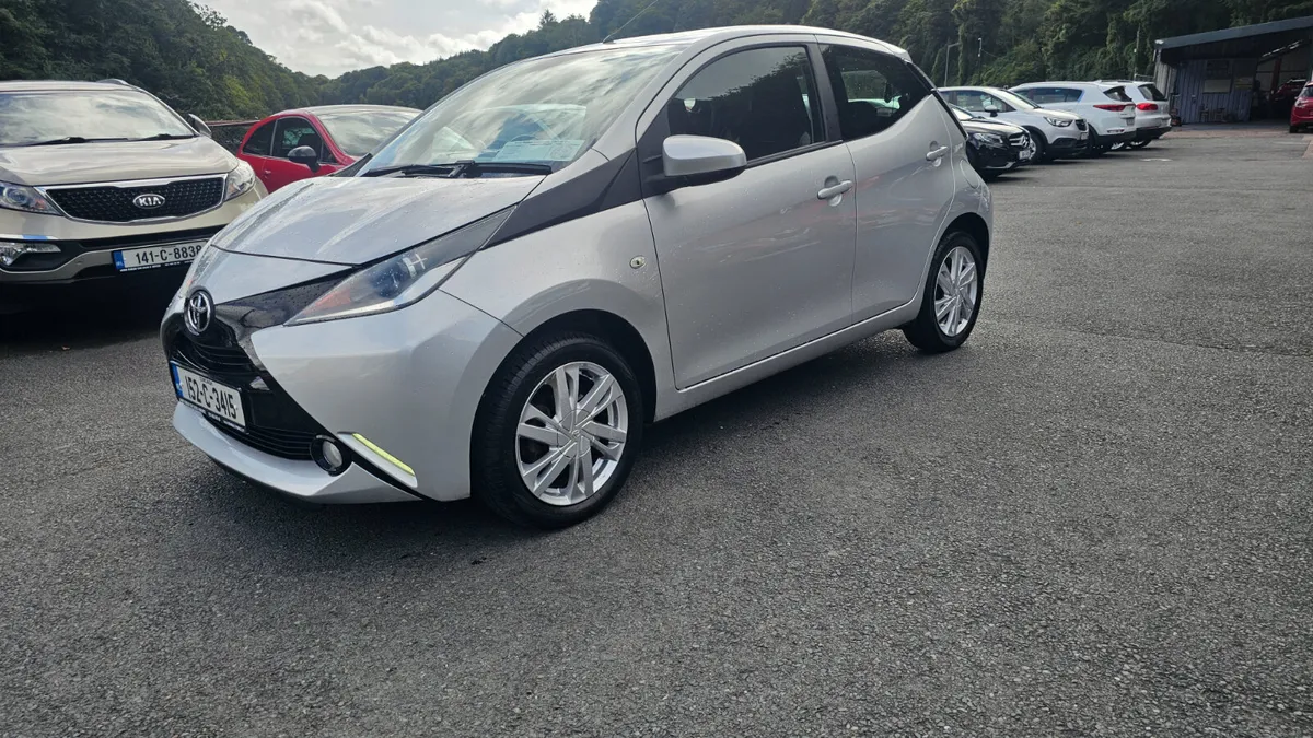 Toyota Aygo 2015 1.0 VVT-i x-play+ - Image 2