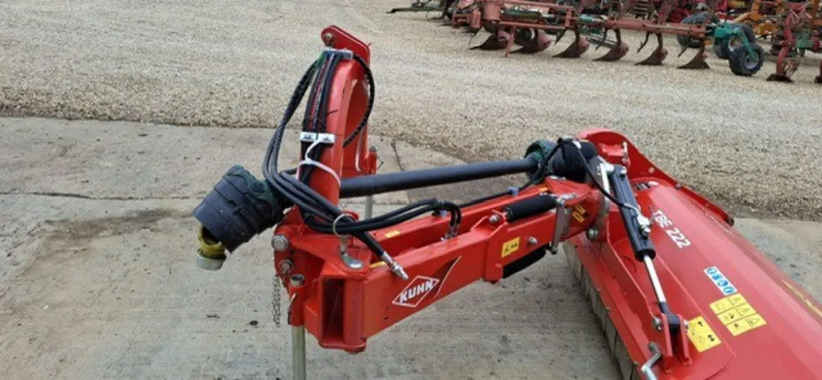 KUHN TBE222 Z LINKAGE FLAIL MULCHER, AS NEW - Image 1