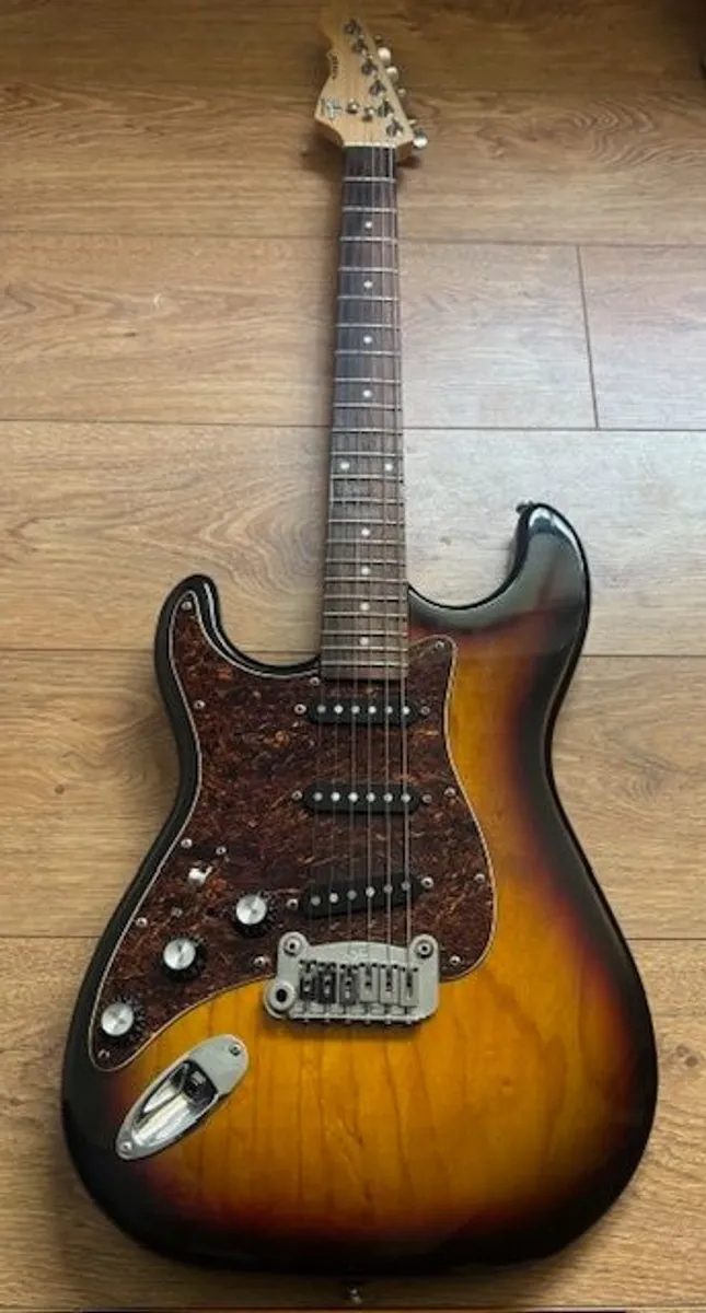 G&L Legacy Tribute Series (Left Hand) - Image 2