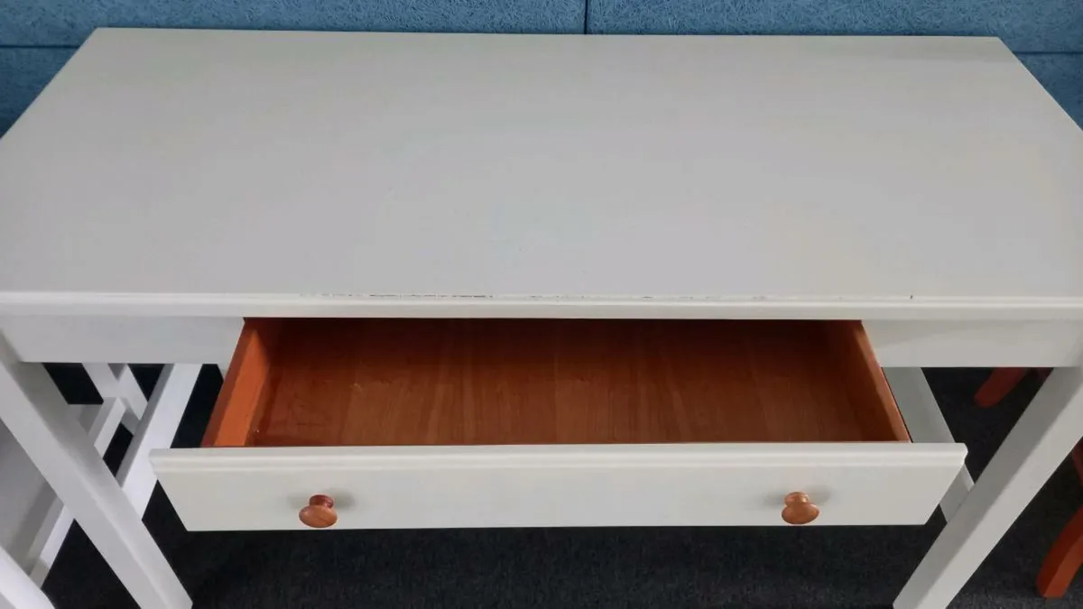 Tables - Image 2