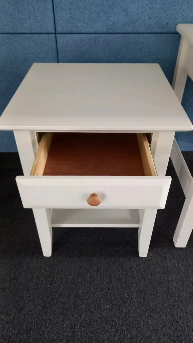 Tables - Image 3