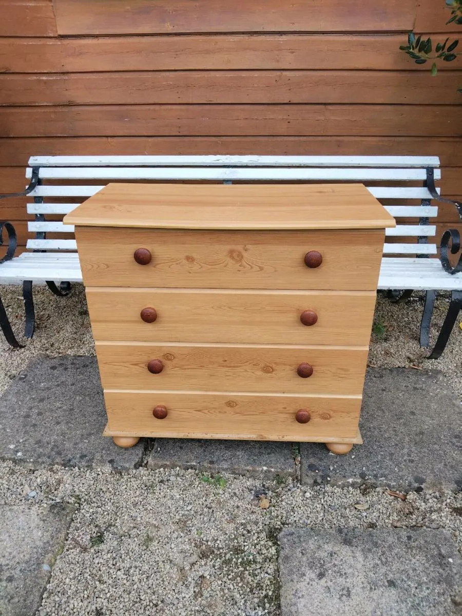 4 drawer Chest - Image 1