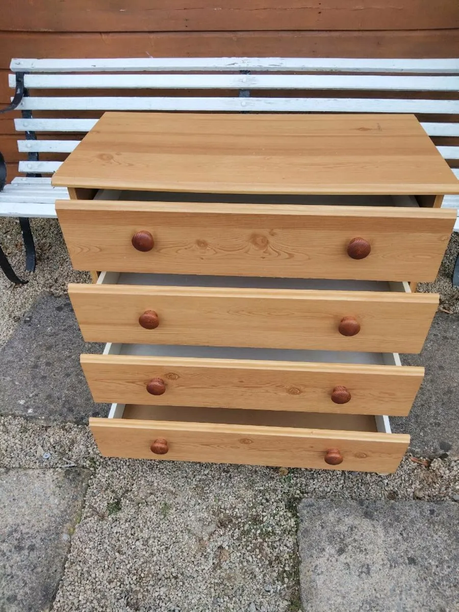 4 drawer Chest - Image 4