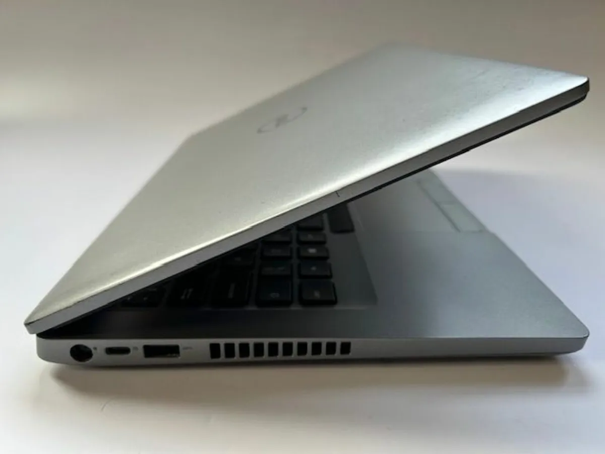 Dell Latitude 5410 16Gb/512GB SSD Student Laptop - Image 3