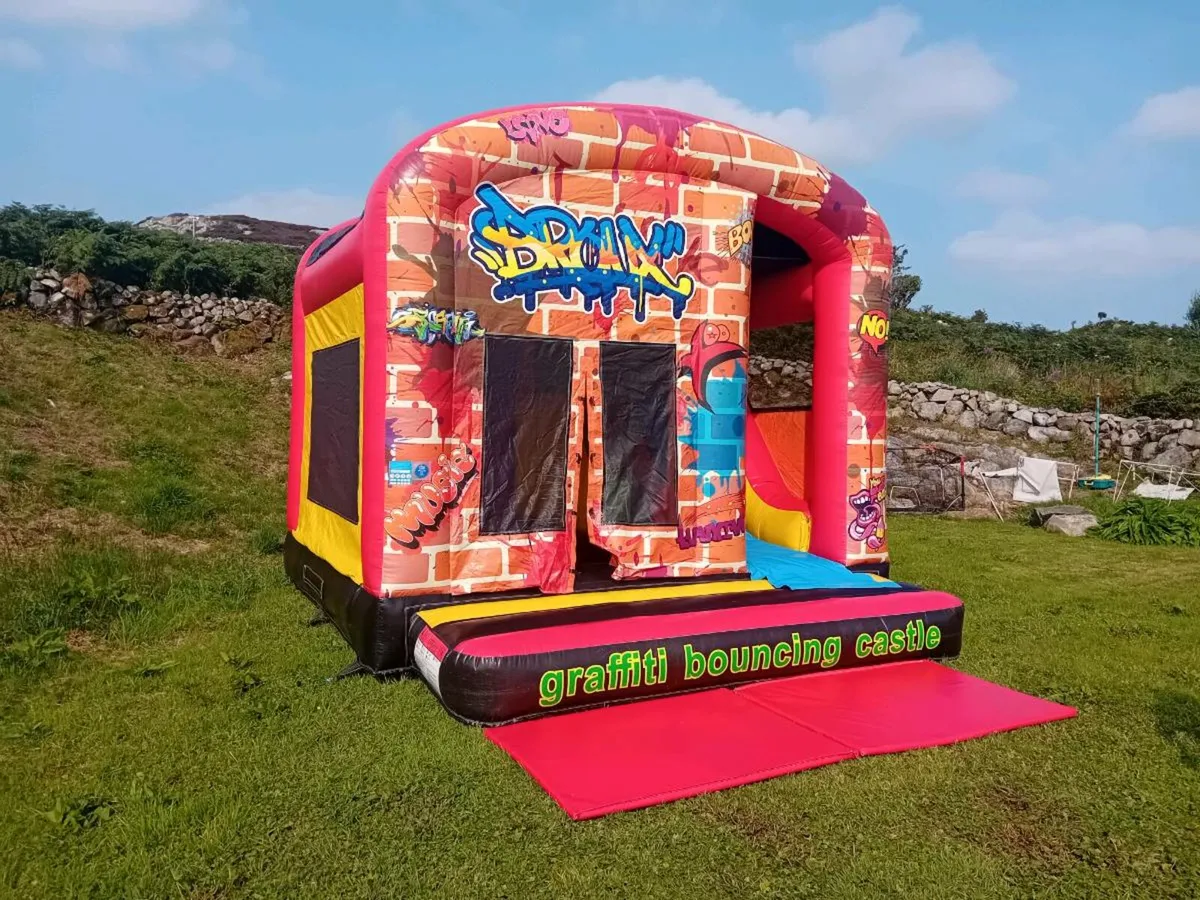 BOUNCY CASTLE WITH SLIDE - Image 4