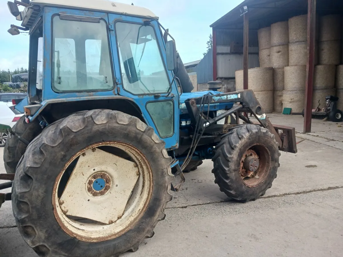 Ford tractor - Image 3