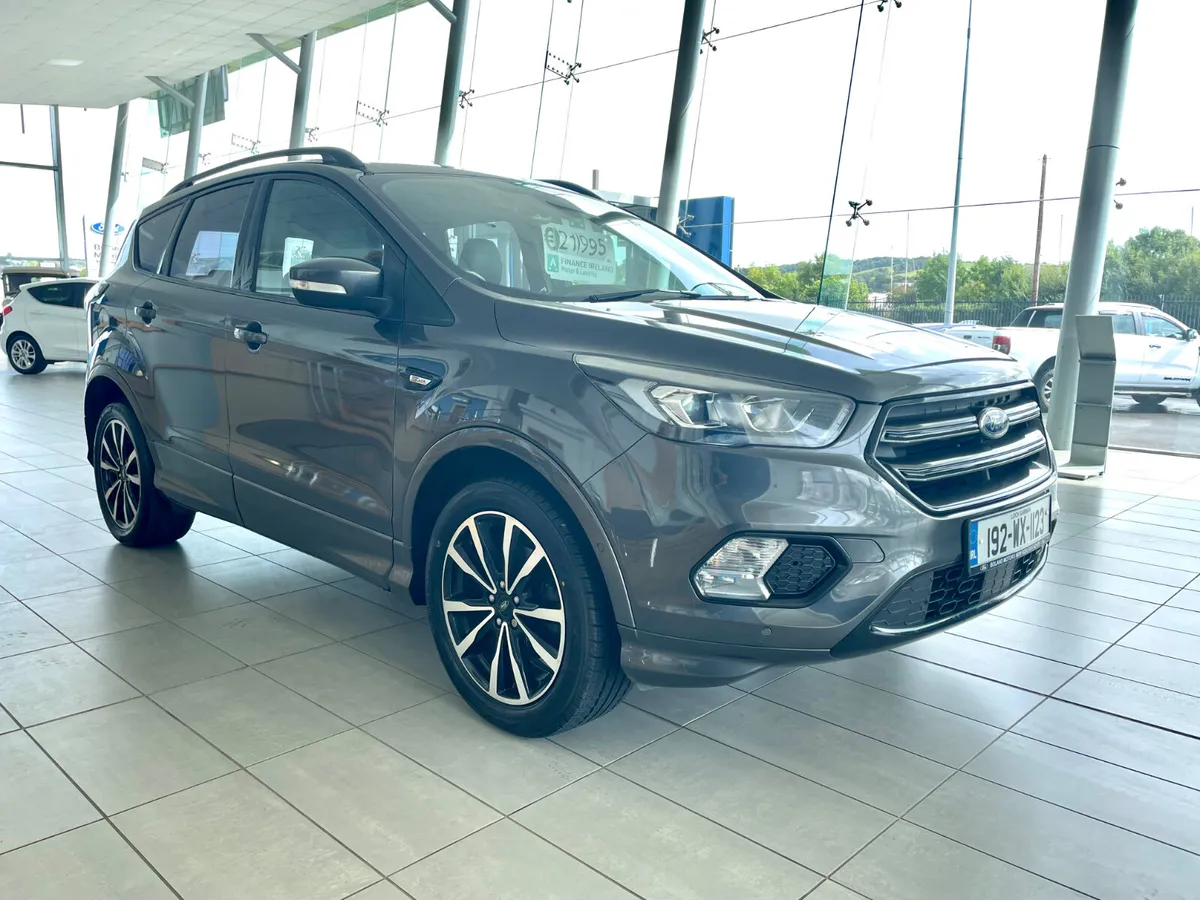 Ford Kuga ST-Line 1.5 Diesel - Image 2