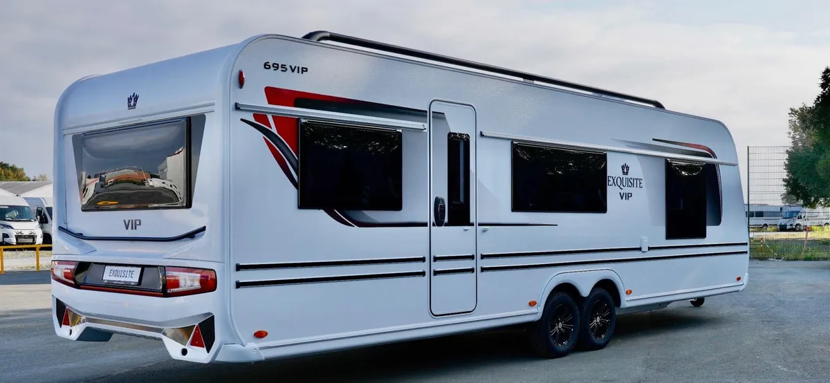 NEW 2026 LMC 655/695 RED EDITION LUX CARAVAN - Image 3