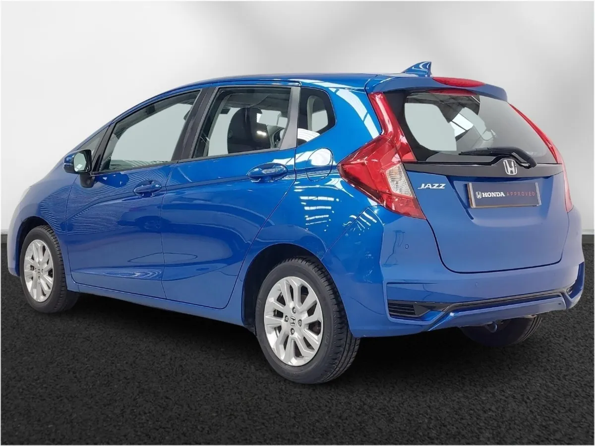 Honda Jazz Hatchback SE - Image 3