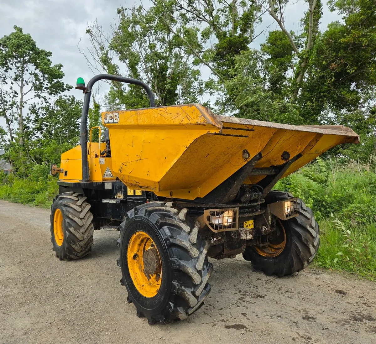 JCB 6TST 6ton Swivel Skip Dumper - Year: 2015 - Image 3