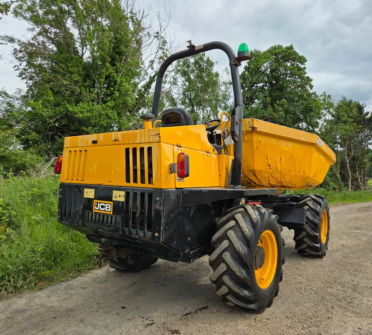 JCB 6TST 6ton Swivel Skip Dumper - Year: 2015 - Image 2