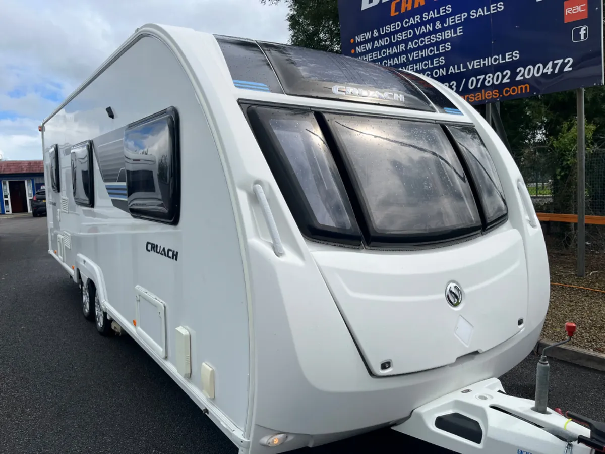 2012 STERLING 6/7 BERTH FIXED TRIPLE BUNK H/SPEC - Image 2