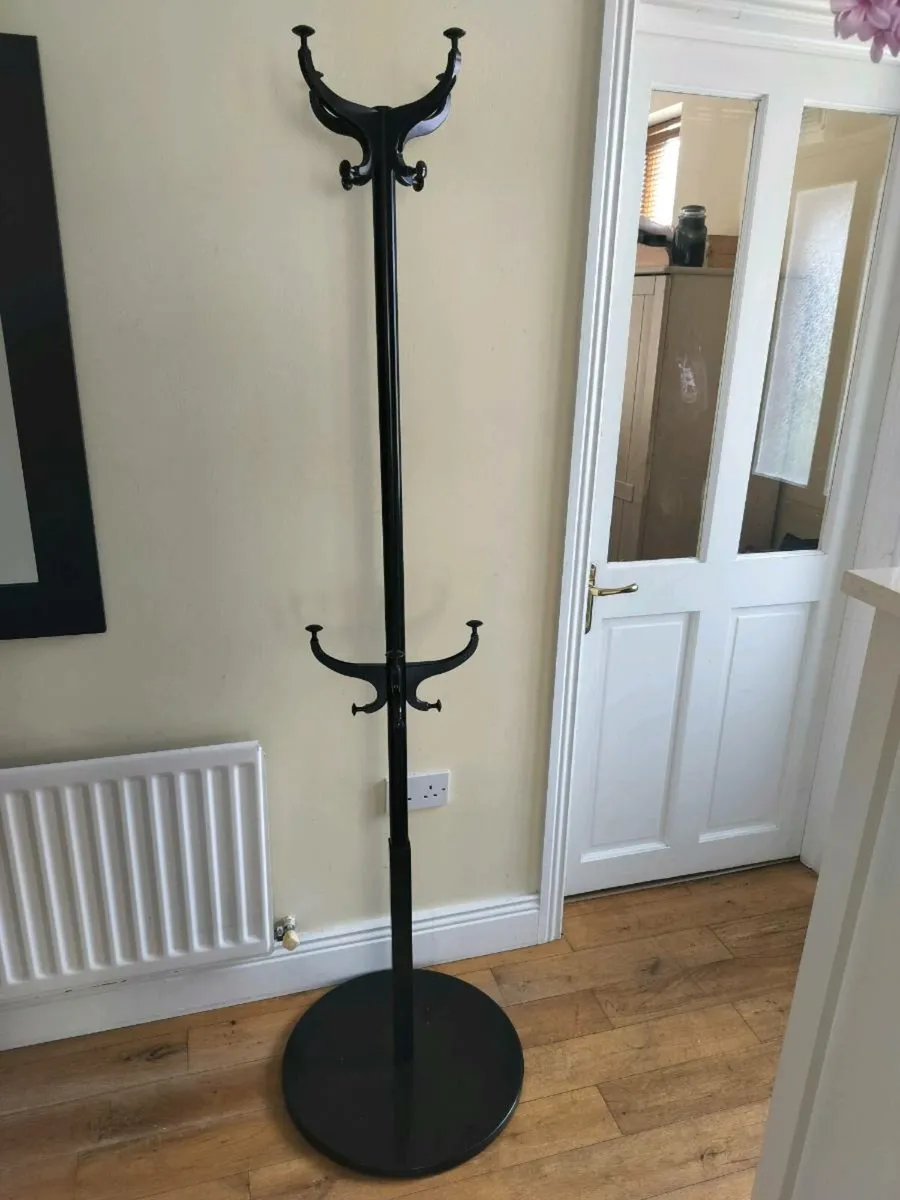 Coat and hat hanger