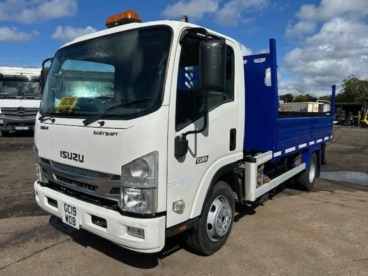 Isuzu Forward 2019 - Image 2
