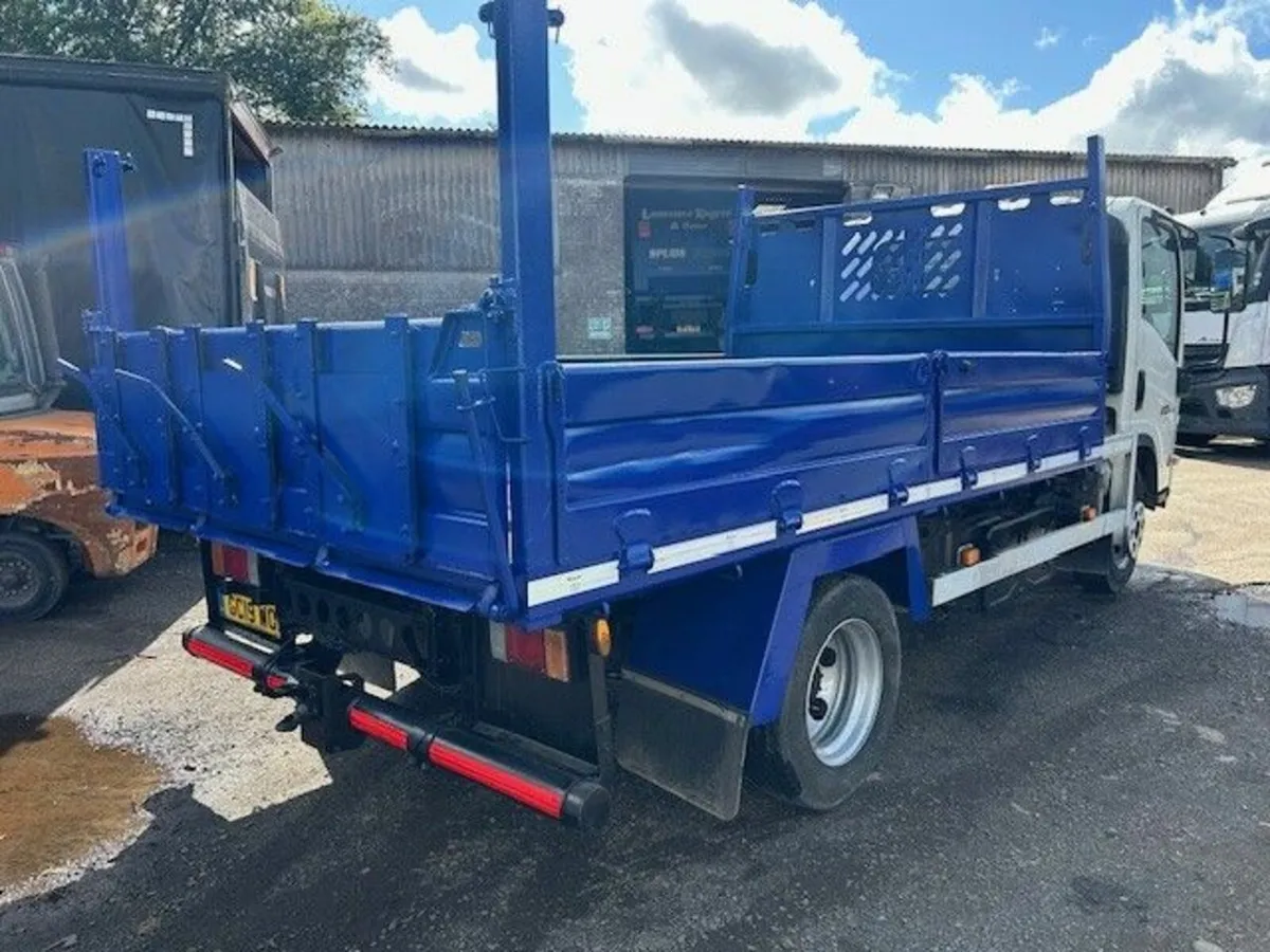 Isuzu Forward 2019 - Image 4