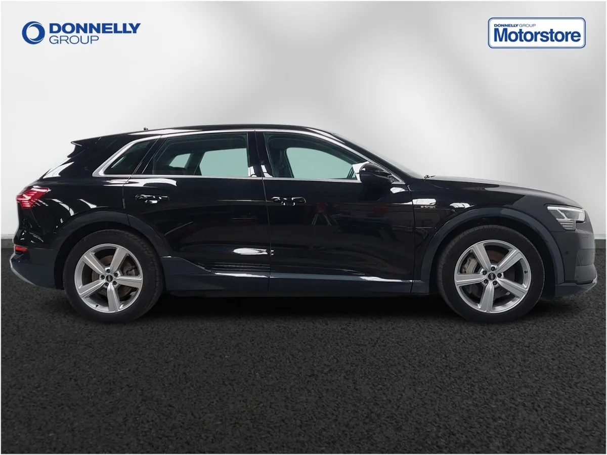 Audi E-tron Estate Technik - Image 3