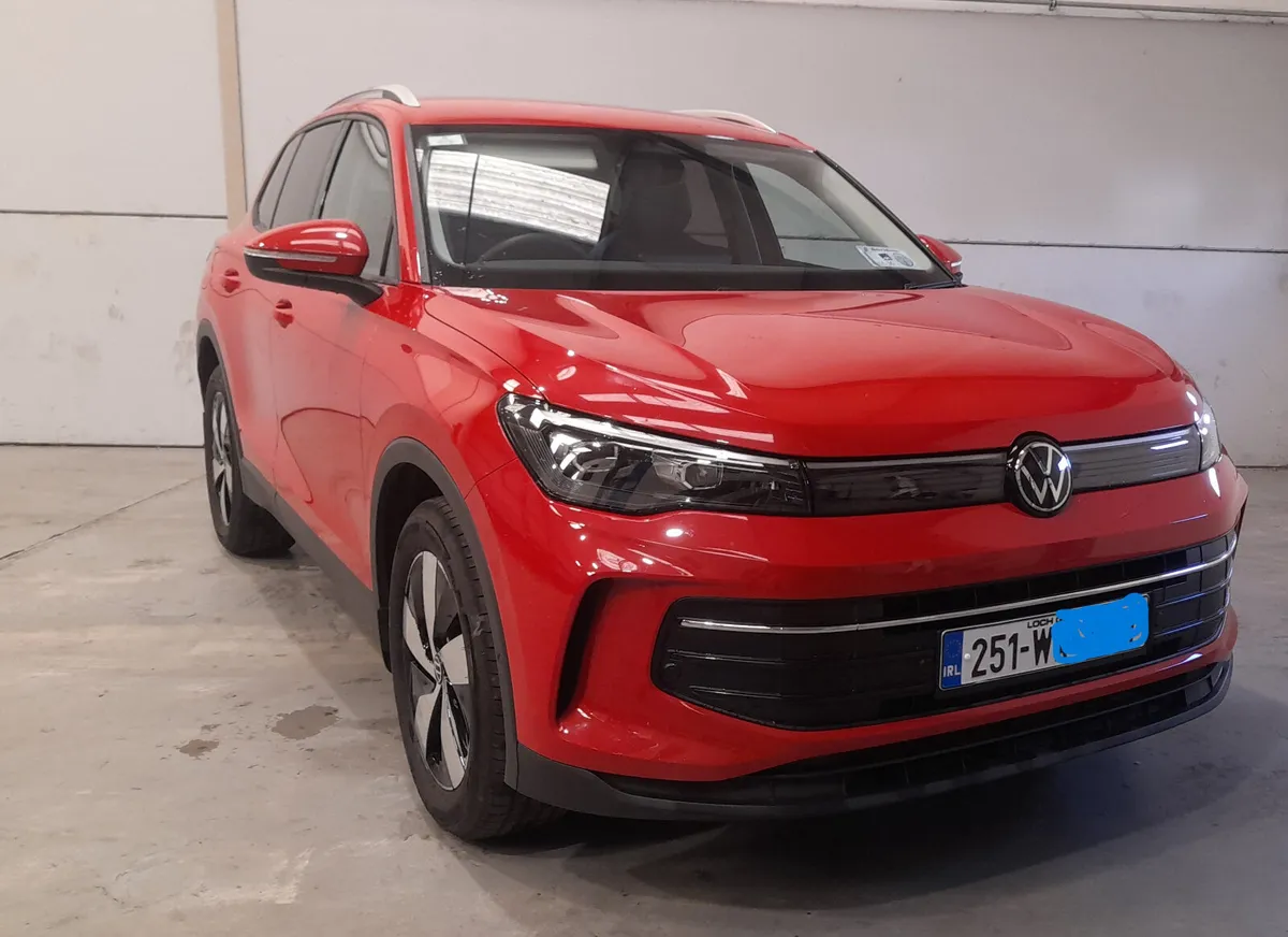 Volkswagen Tiguan 2025 EDITION 75TH ANNIVERSARY - Image 1