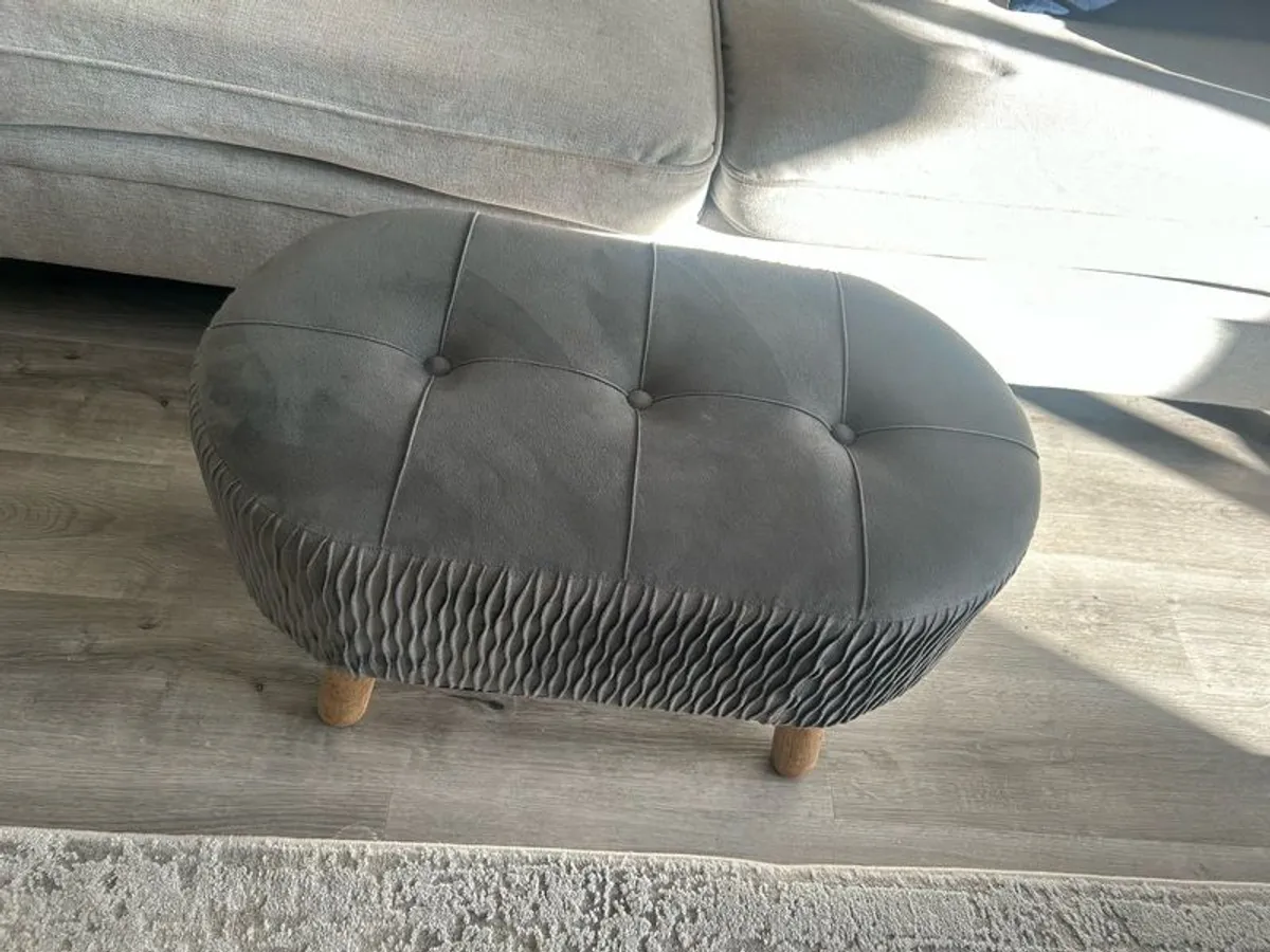 Grey footstool - Image 2