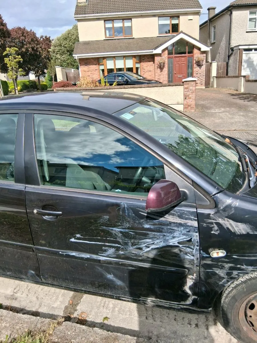 car - Image 4