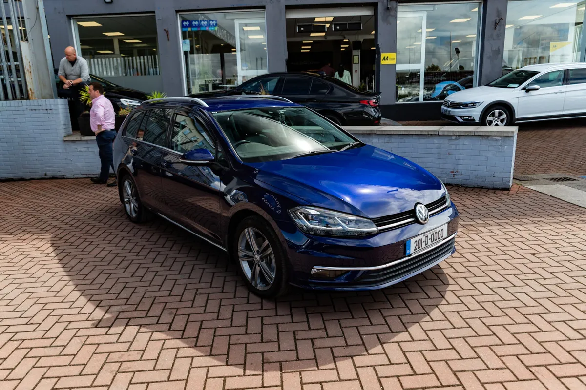 VOLKSWAGEN GOLF 2.0 TDI HIGHLINE PLUS 150BHP 5DR E - Image 1