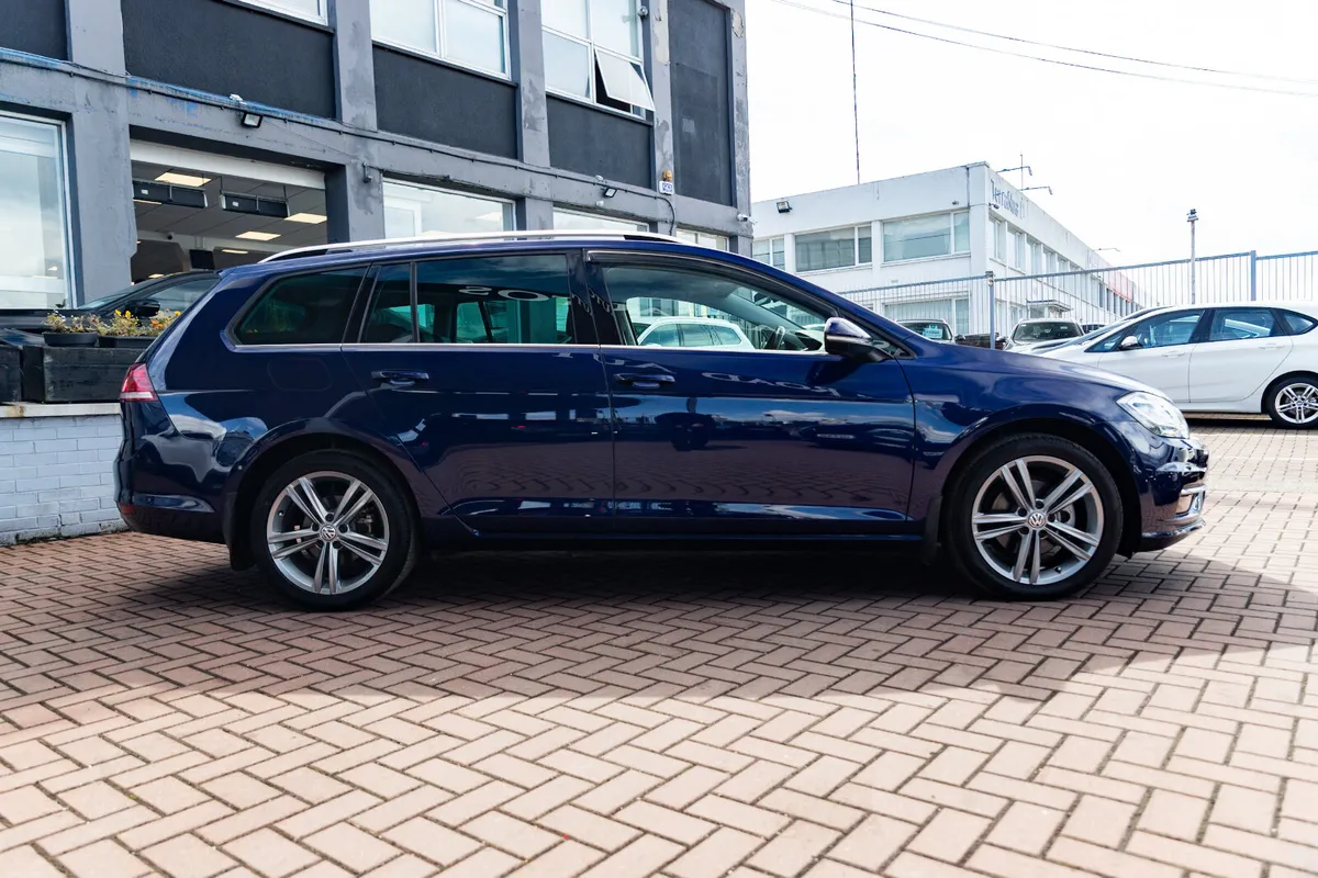 VOLKSWAGEN GOLF 2.0 TDI HIGHLINE PLUS 150BHP 5DR E - Image 2