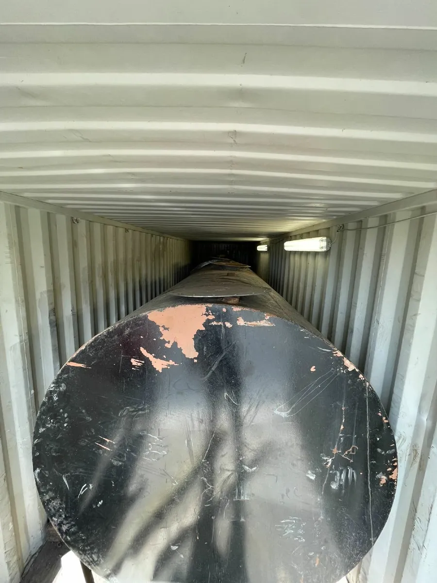 40Ft HQ Container storage with diesel  tanks - Image 1