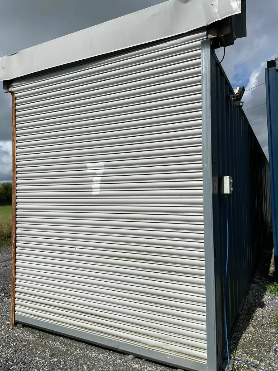 40Ft HQ Container storage with diesel  tanks - Image 2
