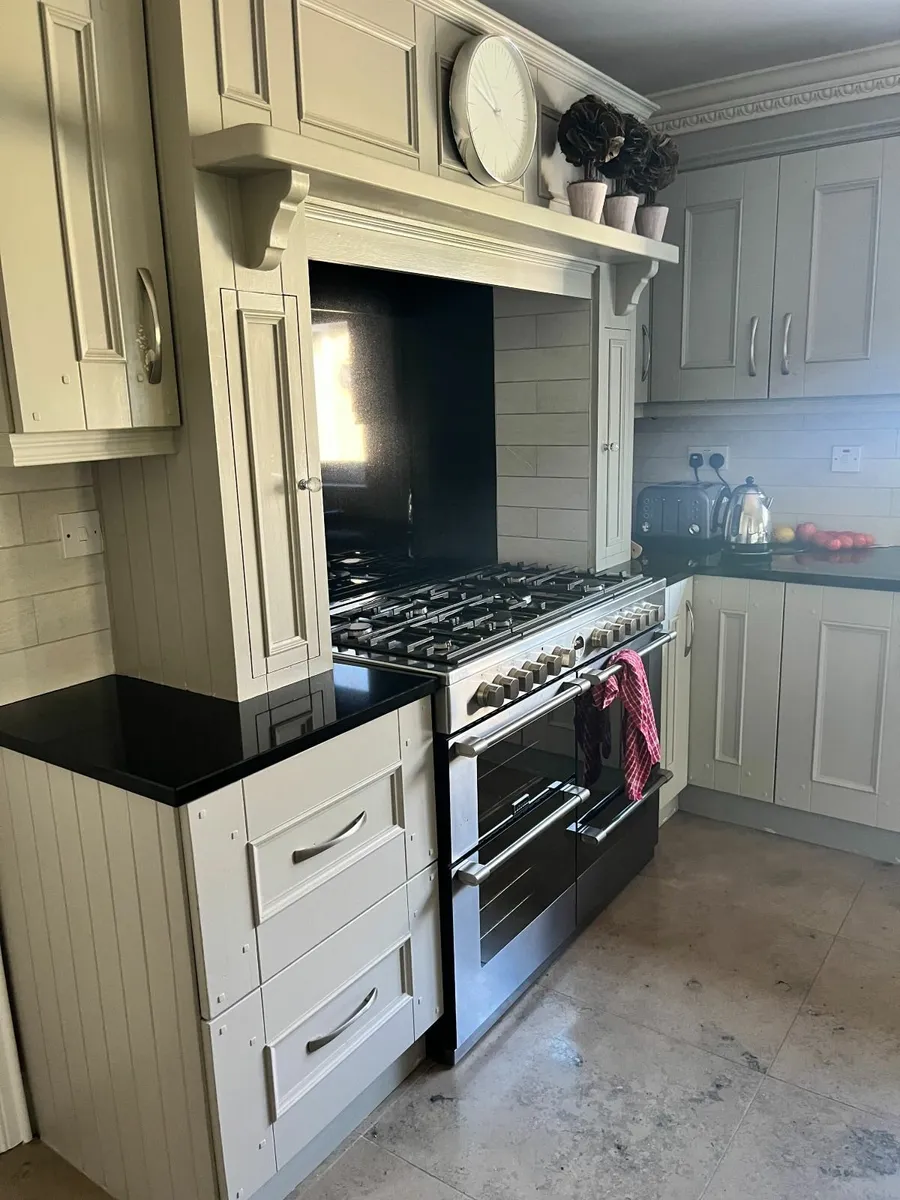 Solid wood hand painted Fitted Kitchen & Island. - Image 4