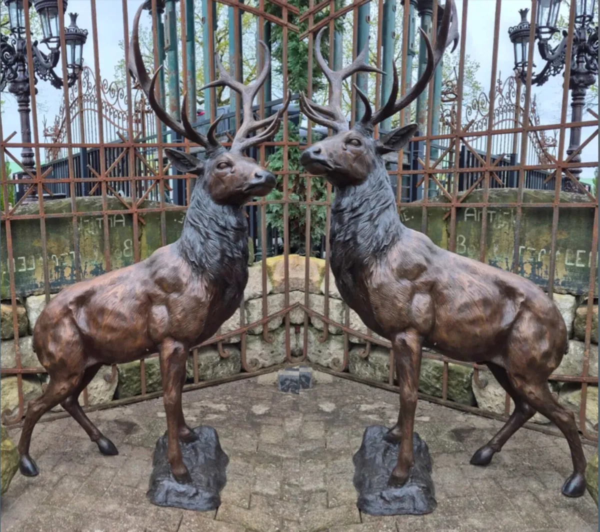 Pair of bronze deers - Image 1