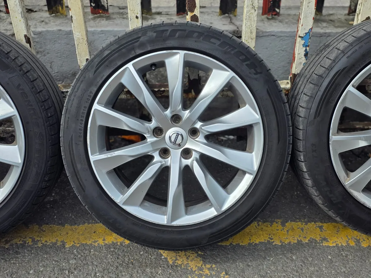 4 Genuine Volvo 18" Alloys 5X108 - Image 4