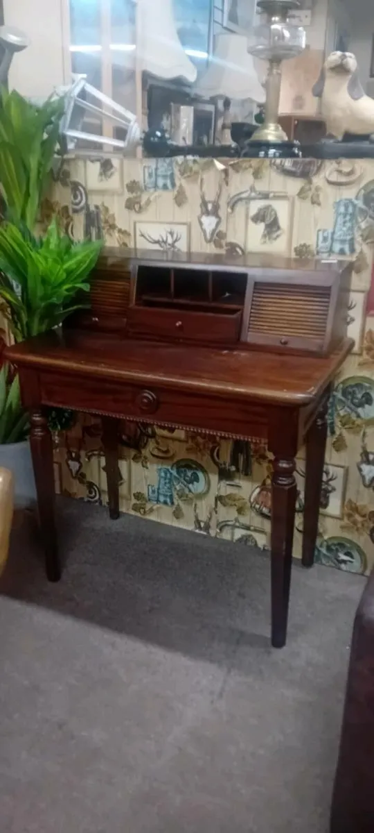 Retro Look Work Desk - Image 1