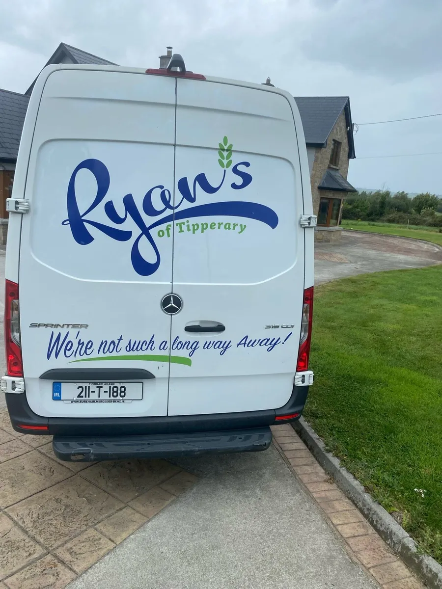 Mercedes sprinter auto LWB - Image 4