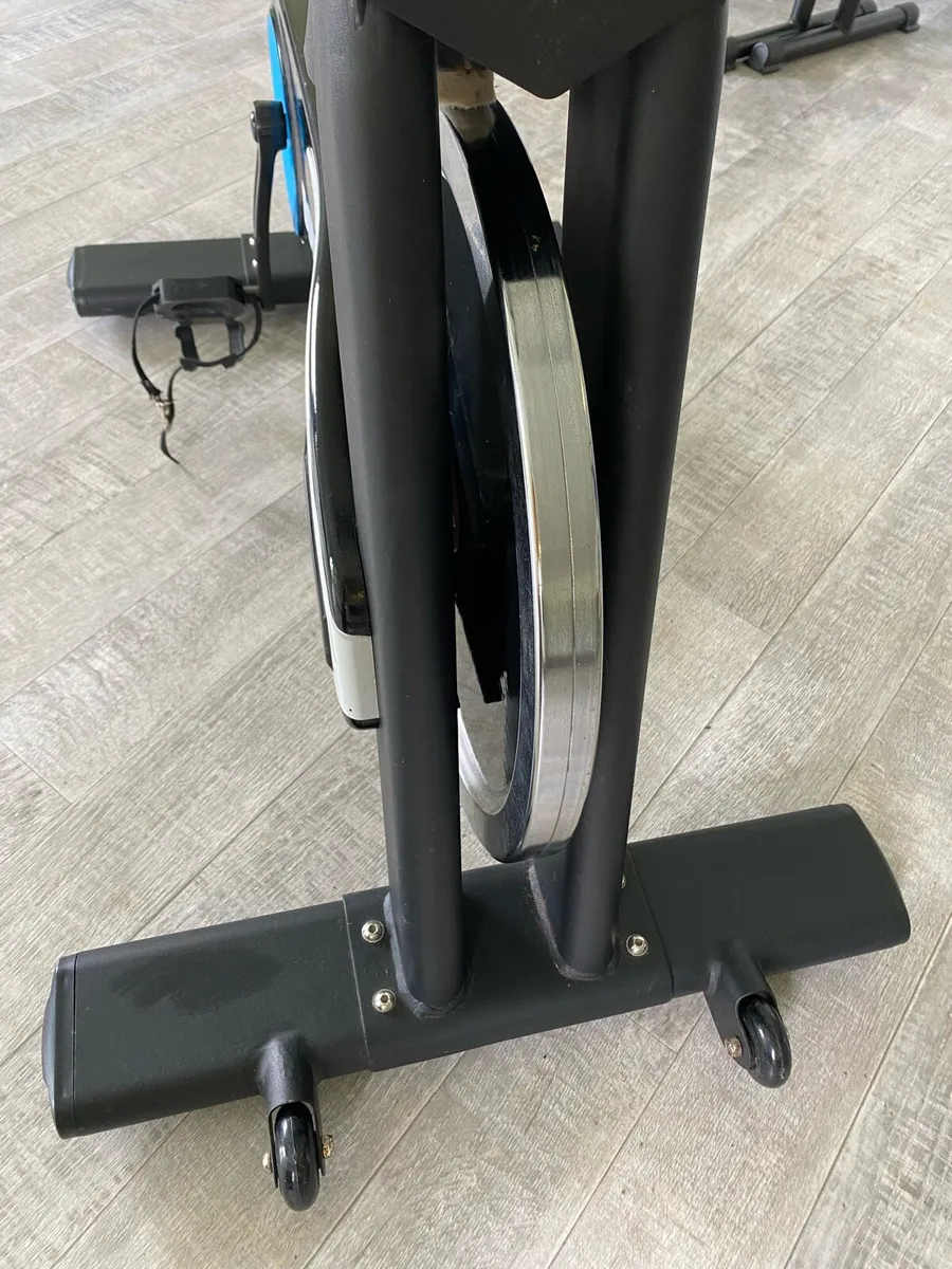 Spinning bikes - Image 2