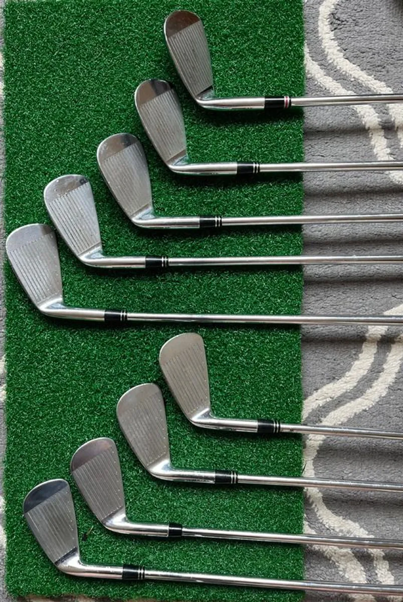 TaylorMade 300 Forged Irons 2-PW - Image 2