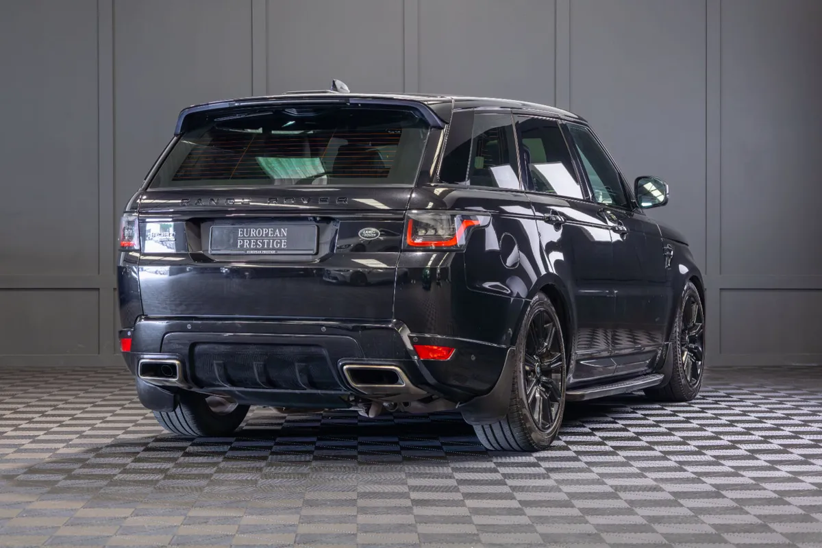 182 Range Rover Sport P400e HSE Dynamic 5 Seat N1 - Image 3