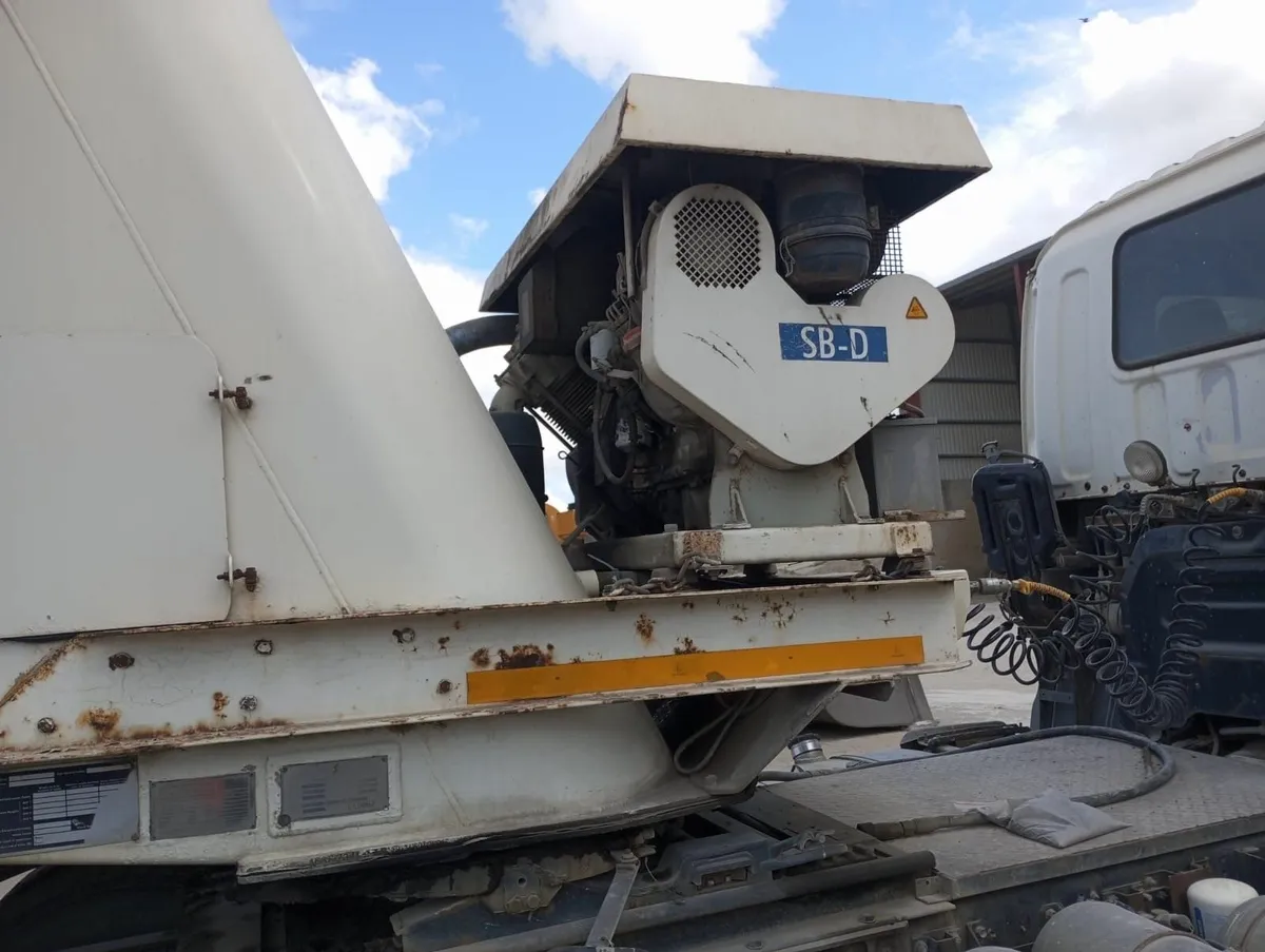Spitzer Eurovac Powder Tanker - Image 4