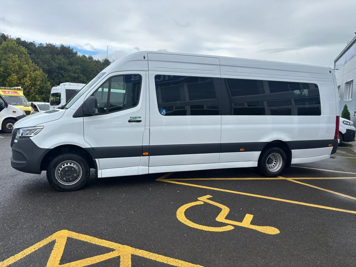 Mercedes Sprinter Wheelchair Accessible - Image 2