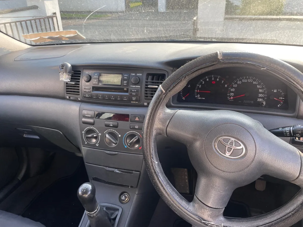 Toyota Corolla 2006 - Image 2
