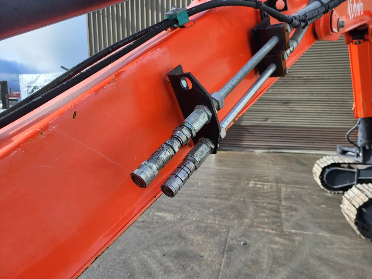 Kubota KX080-4 - Image 4