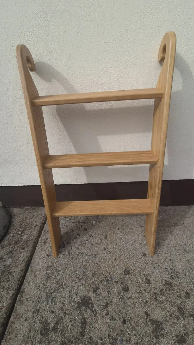 Decorative steps/ ladder - Image 3