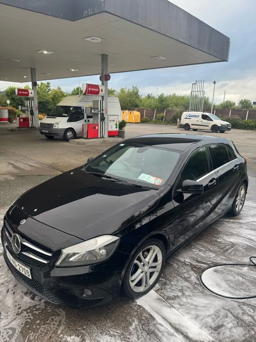 2015 Mercedes-benz A-class - Image 1