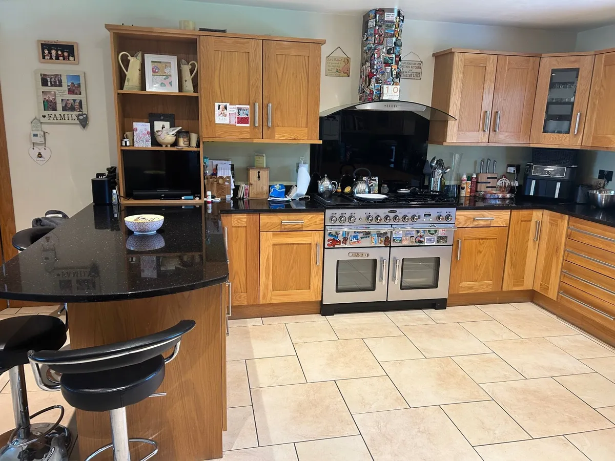 Kitchen - Image 4