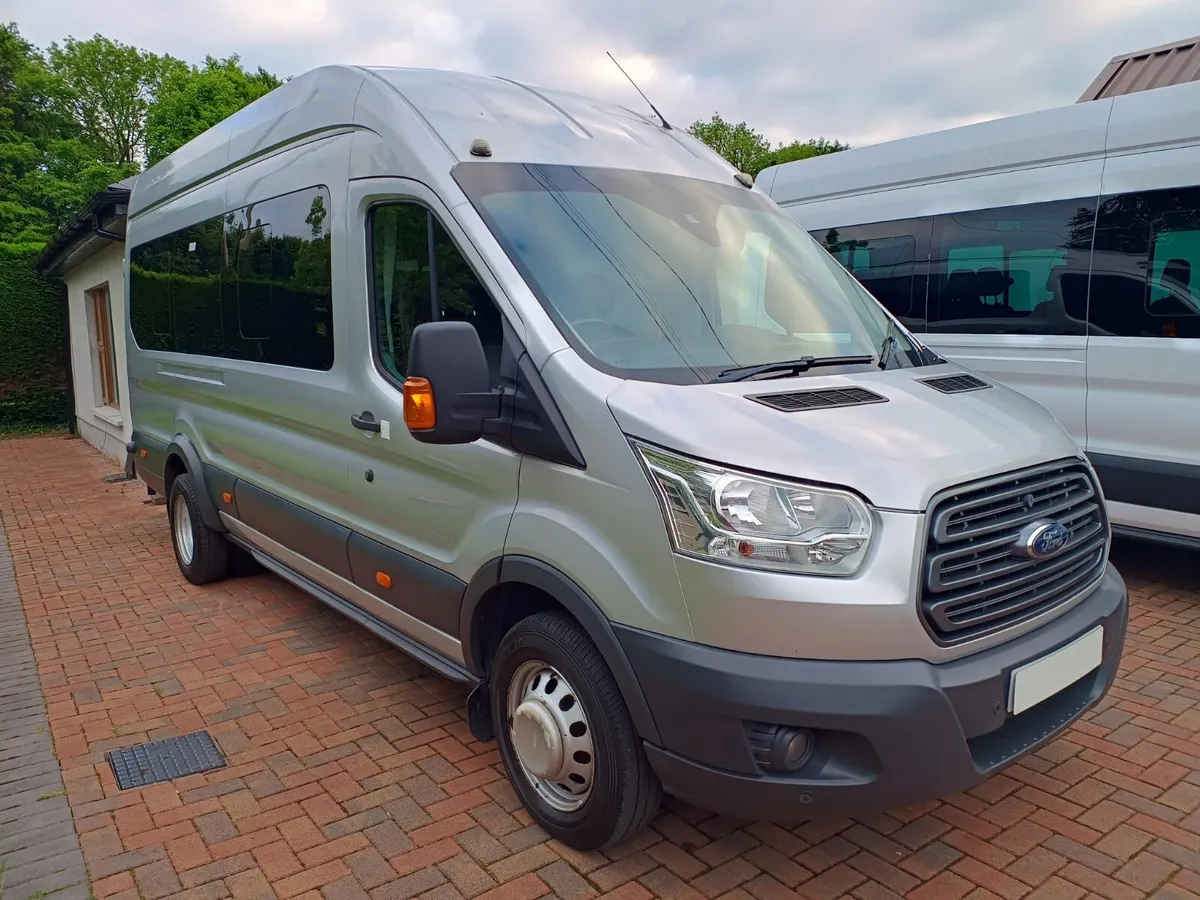 Ford Transit 2.2TDCi 155ps 17 seater. - Image 1