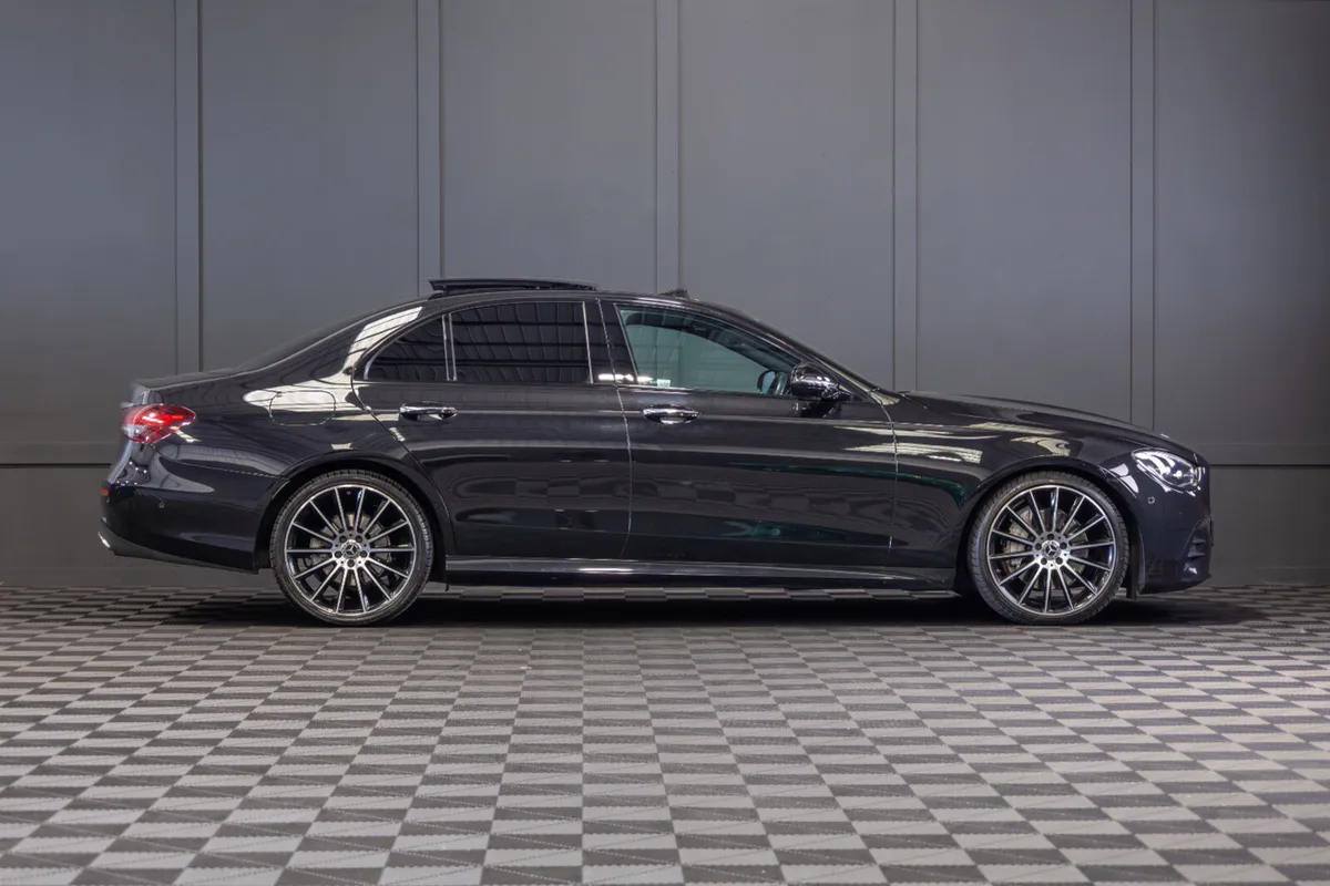 2023 Mercedes-Benz E220d AMG Line Night Ed. Prem+ - Image 2