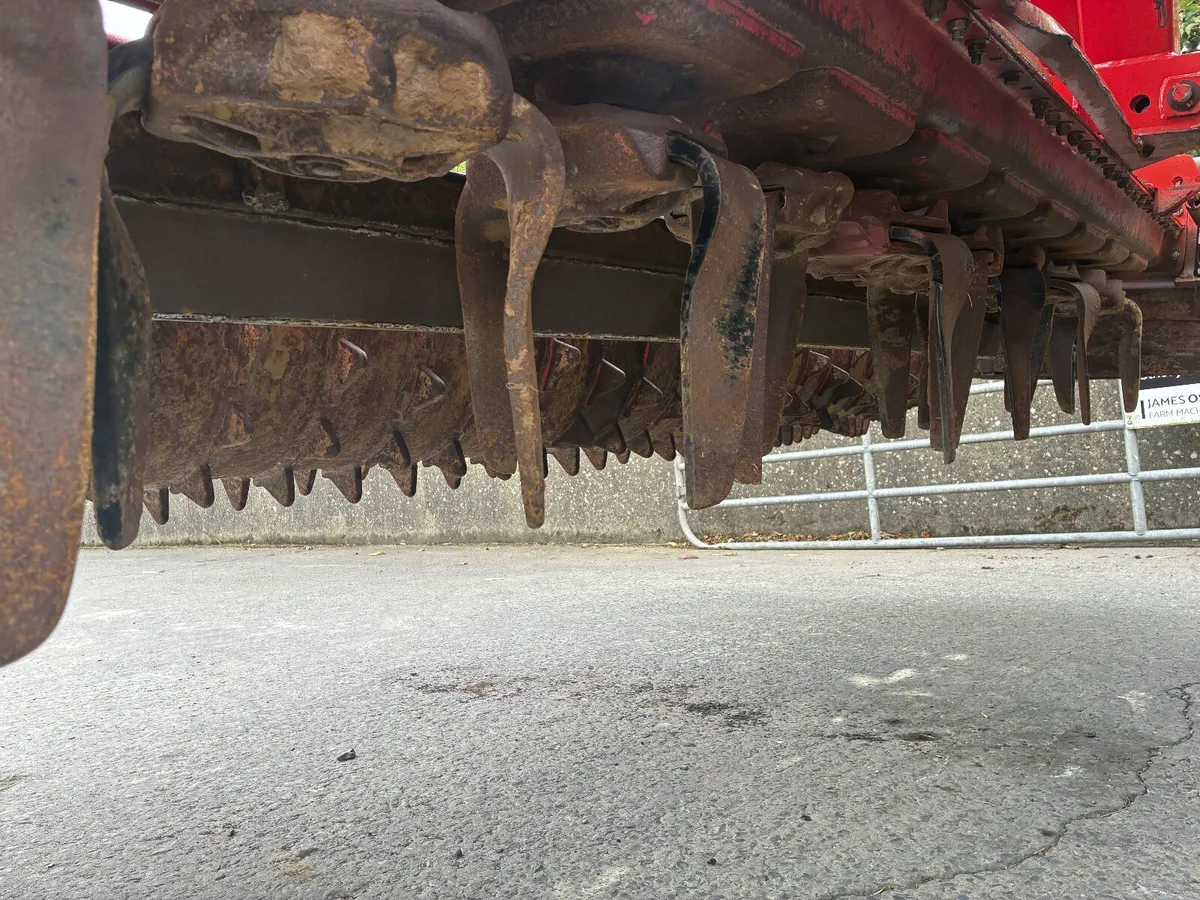 Kuhn HR3004 Power Harrow - Image 3
