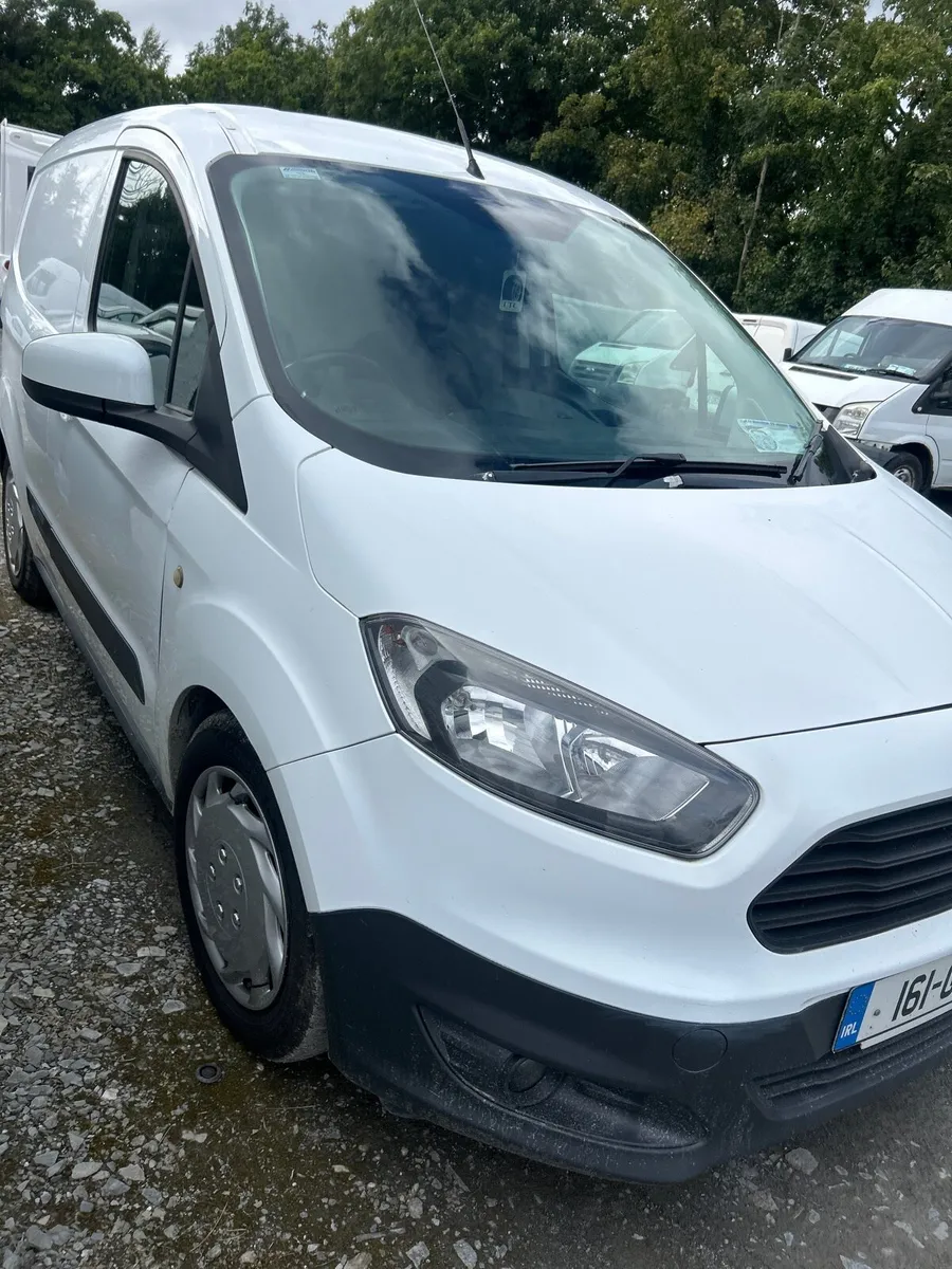 Ford transit courier - Image 1