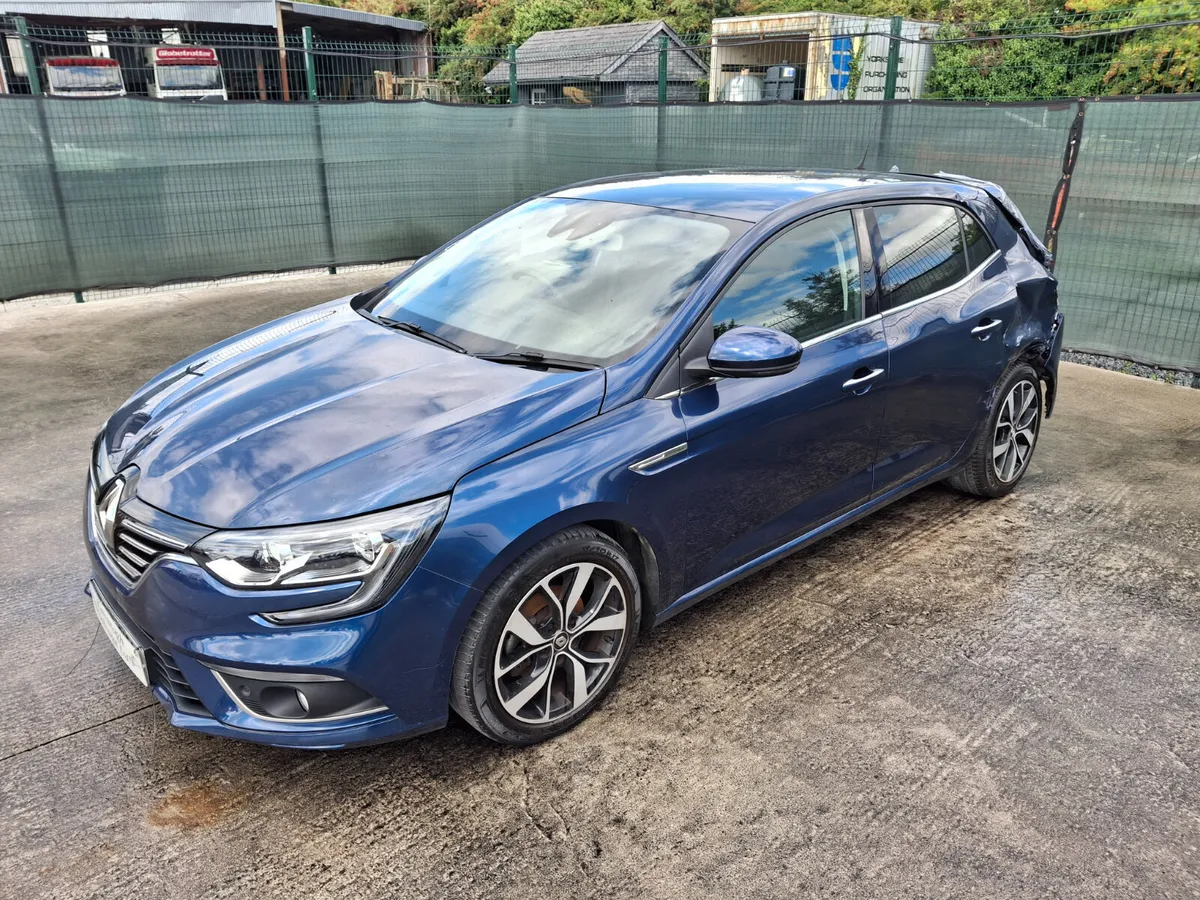 ?201 Renault Megane - ONLY 23km - Image 2