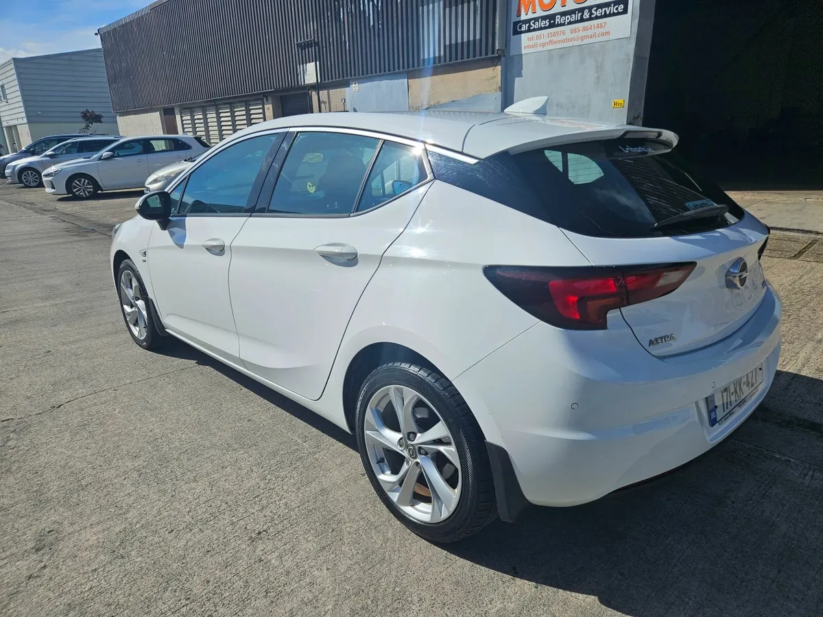 2017 Opel Astra SRi - Image 3
